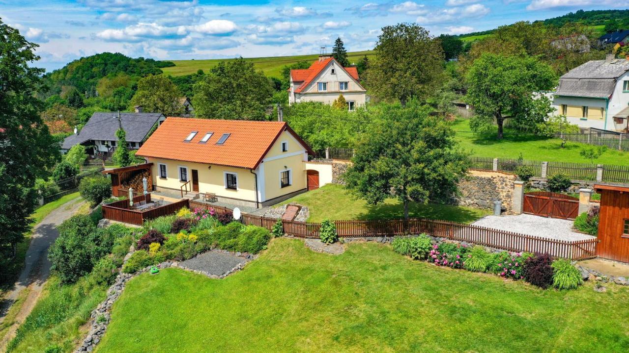 Chalupa Novákova vyhlídka Zdirec  Exterior foto